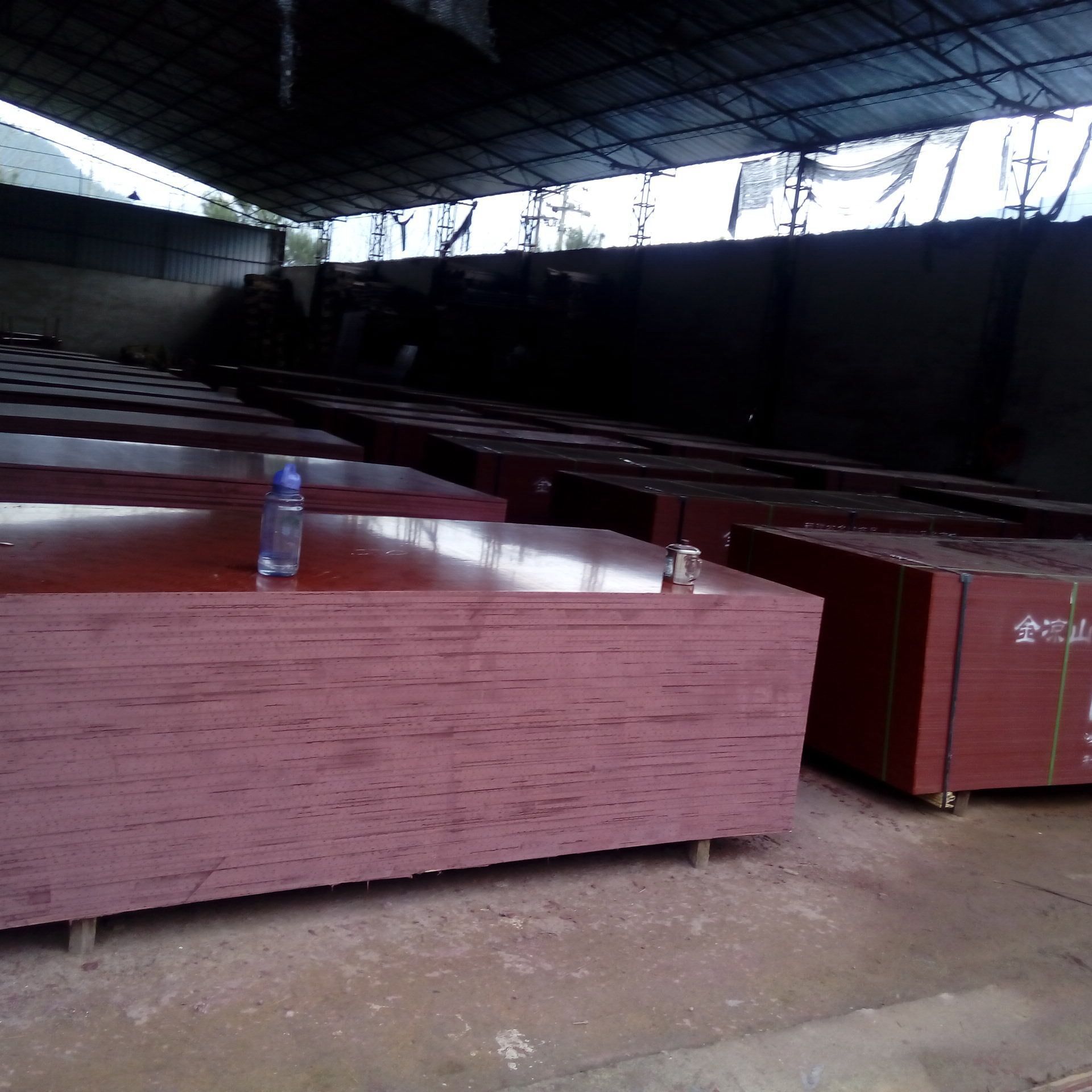 厂家批发15mm竹胶板 高强度建筑模板 双面覆膜密实度好可多次周转