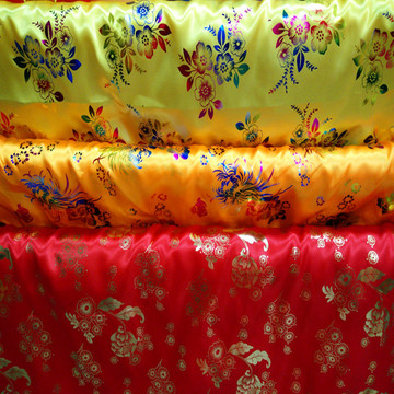 寿衣寒衣寿被舞台服装面料 无弹八美缎彩色烫金色丁布料 现货供应