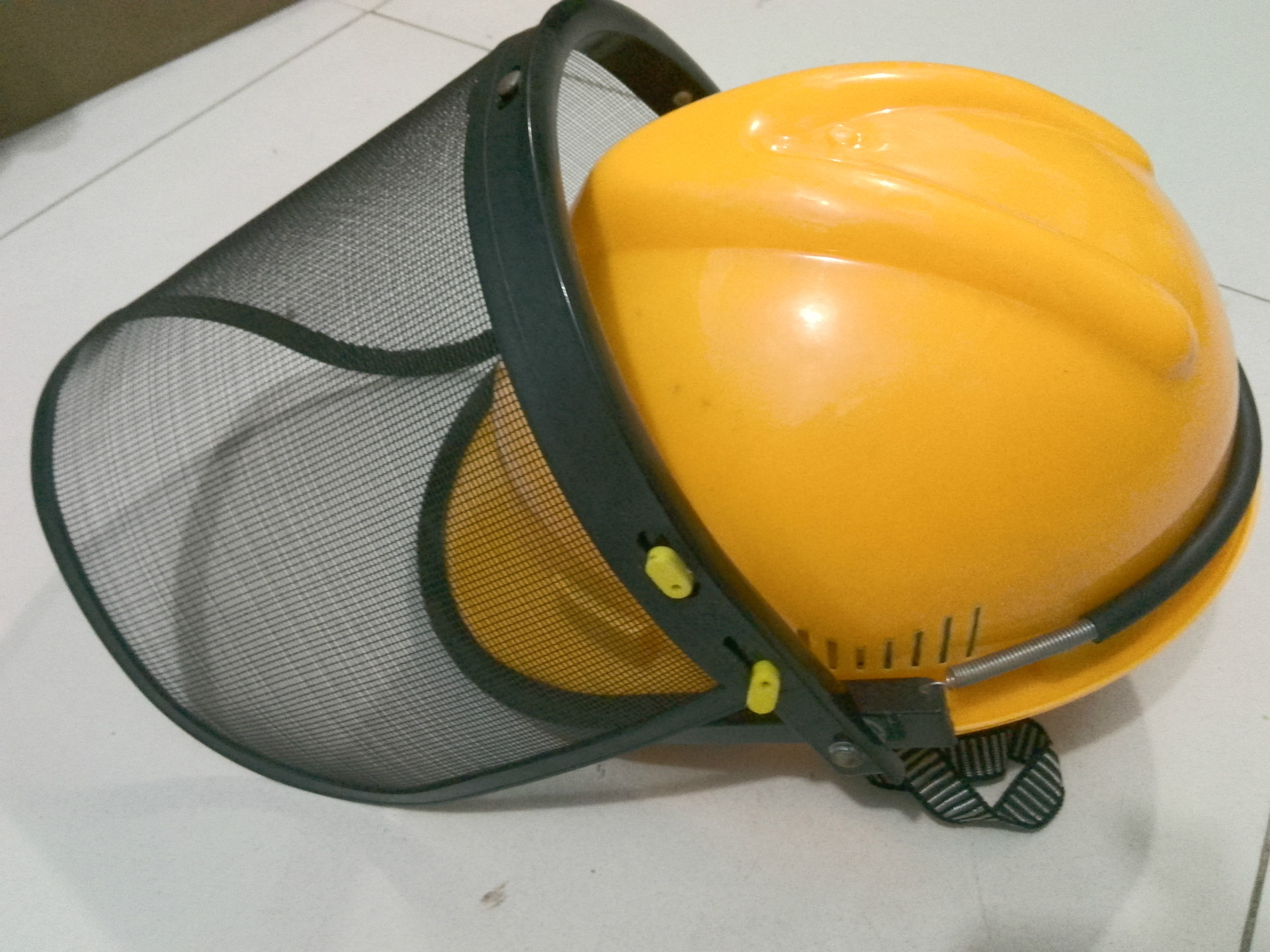 批发电焊面罩打磨喷砂防飞溅面罩割草防护帽园林机械配件防护面罩