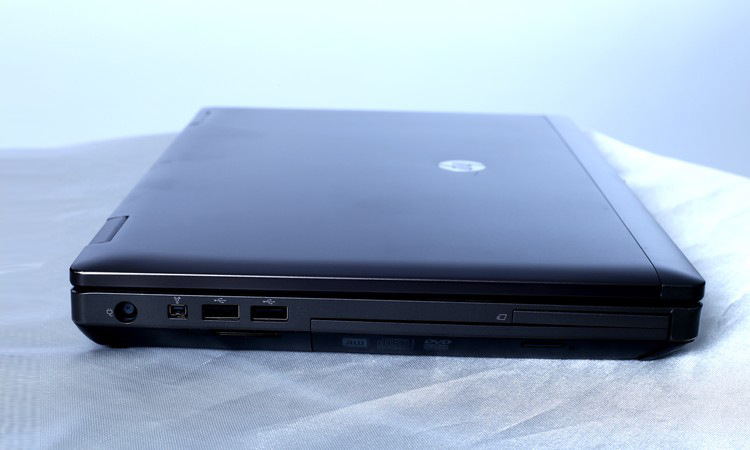 8540w i7 q720 4g内存 320g硬盘 1899元 200台8560w i7-2720 q1000 8g