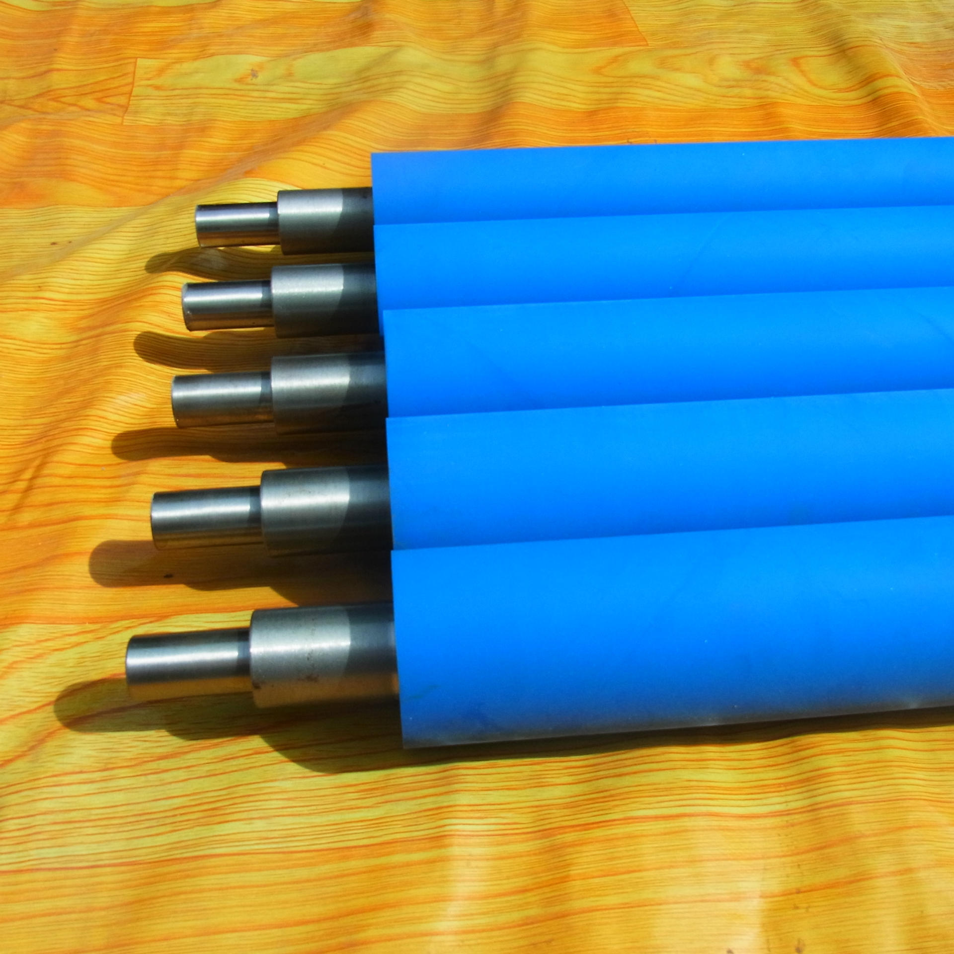 厂家直销供应高品质环保塑料机械胶辊批发 质优价廉