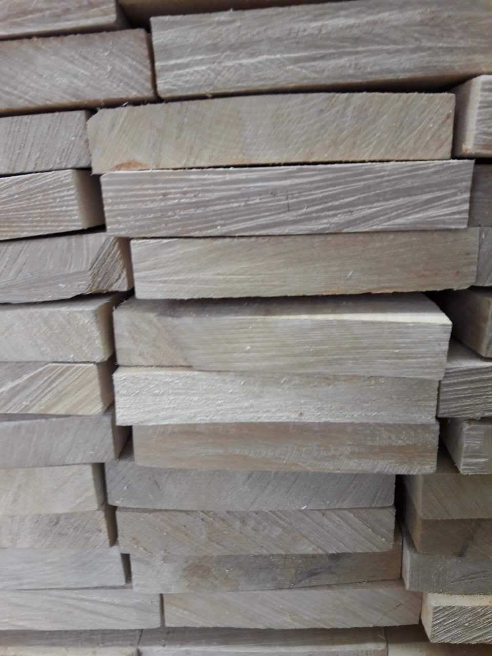 大量批发供应俄罗斯桦木烘干木板材 优质实木板 家具料 衣柜.