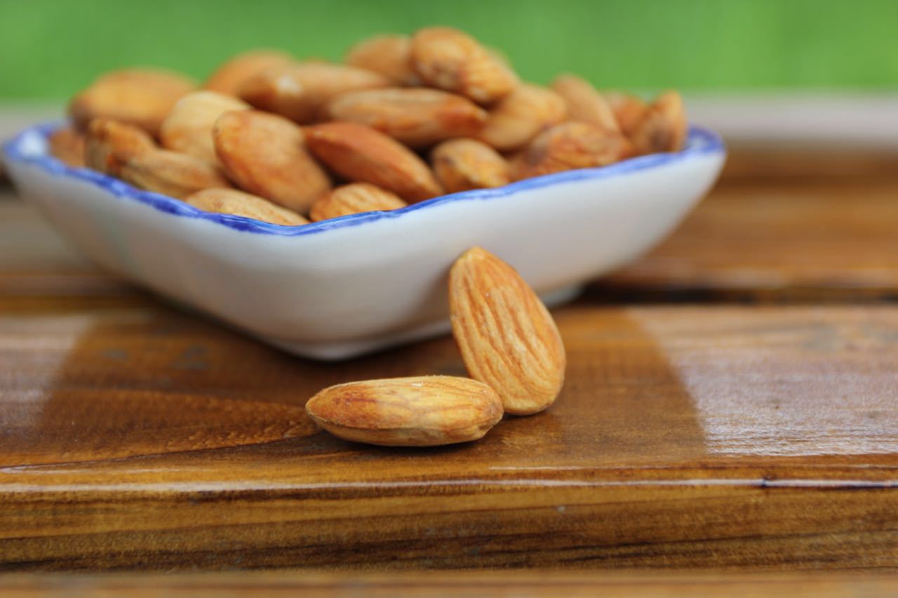 2016新货纯之味临安特产休闲零食坚果炒货无壳杏仁肉杏仁罐装250g