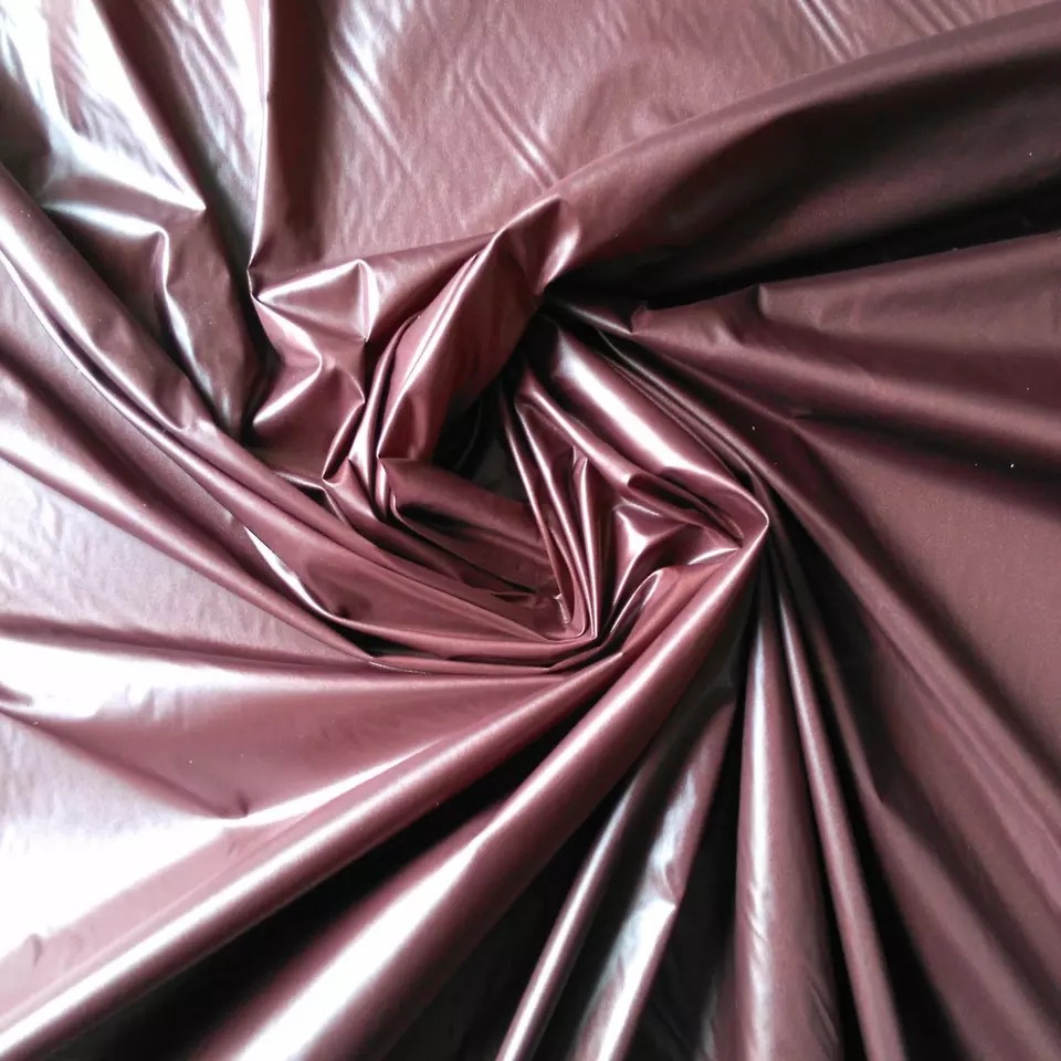 380t尼丝纺羽绒服面料 无胆防绒 油面压光