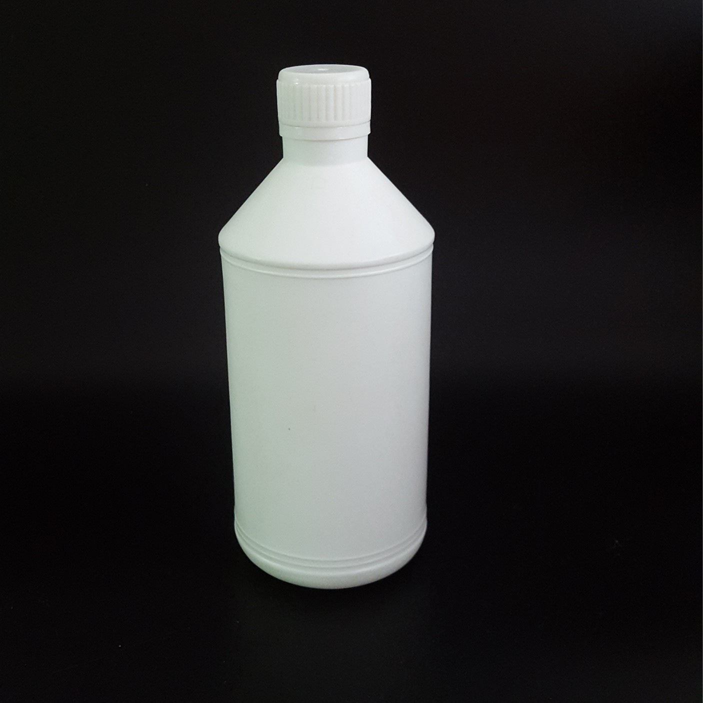 专业生产低价出售密封度好防腐蚀强农药塑料瓶 300ml塑料瓶