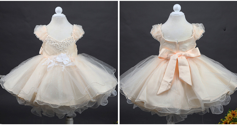 专柜代售高档女童钢琴纯白泡泡袖网纱公主裙 胸前绣珠珠装饰裙子