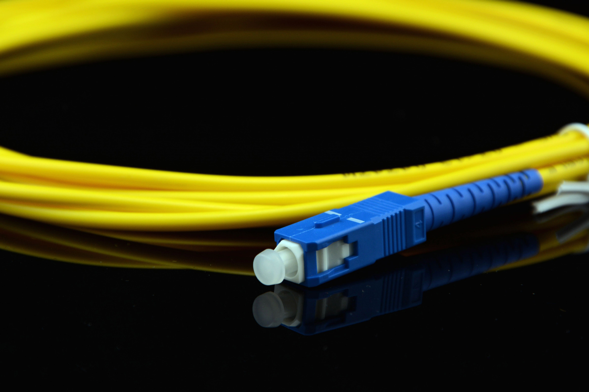 电信级 sc/sc单模单芯3米光纤跳线g652d尾纤衰减0.3db以内