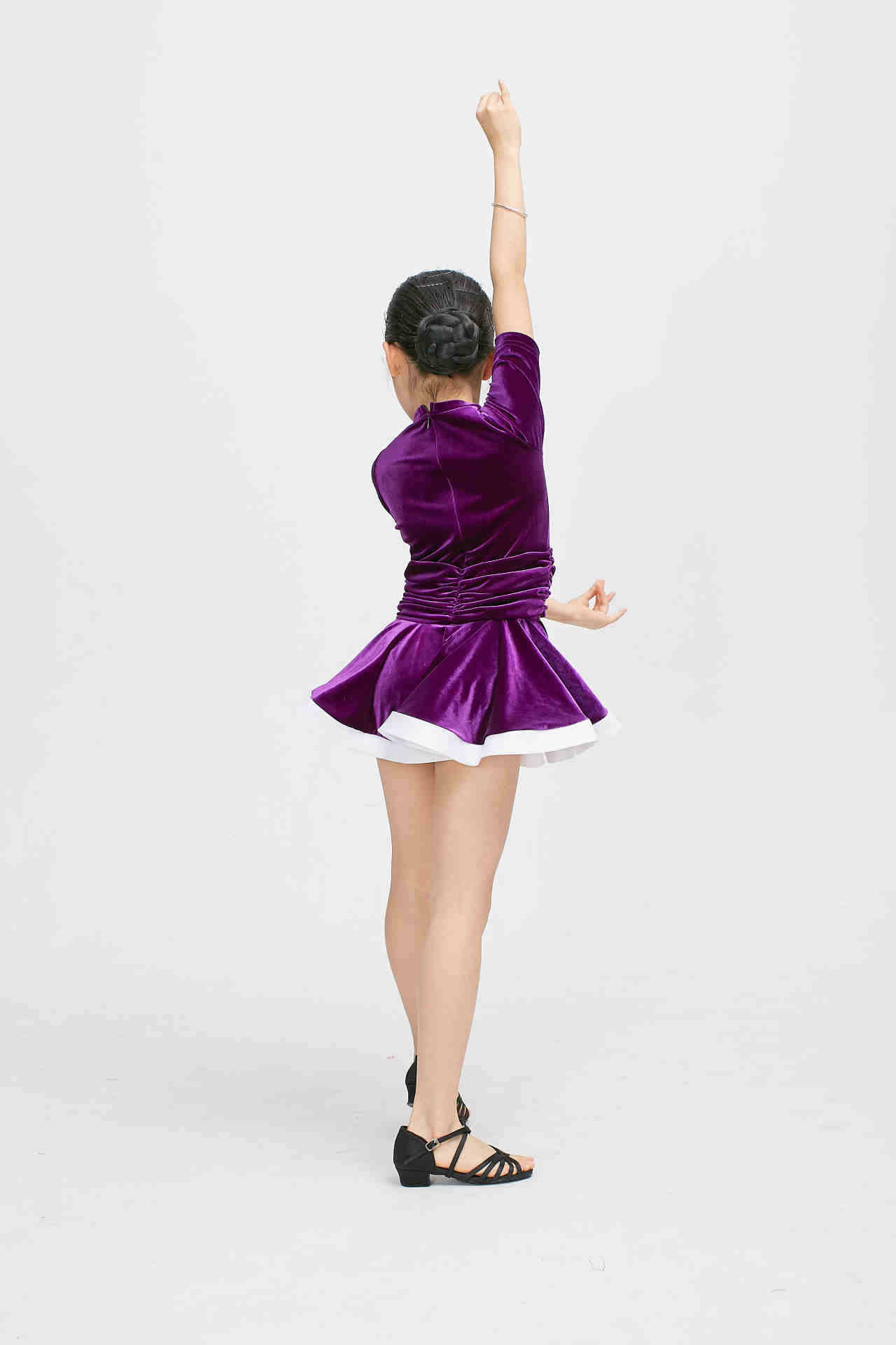 新款六一儿童小苹果舞蹈服 女童走秀拉丁舞舞演出服装批发