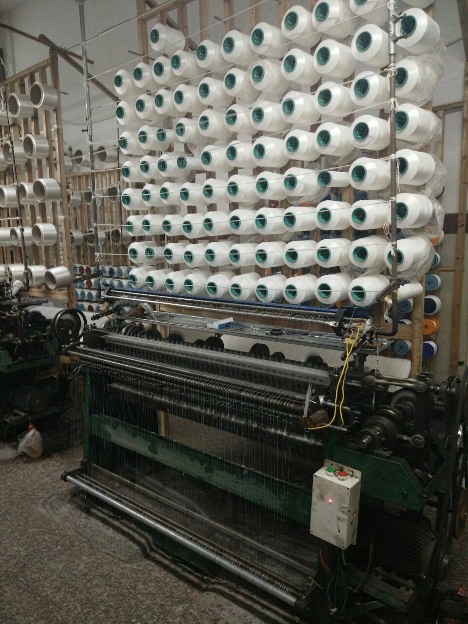 g120钩边机,花边机,经编机,排须机,围巾机,高速包心线机