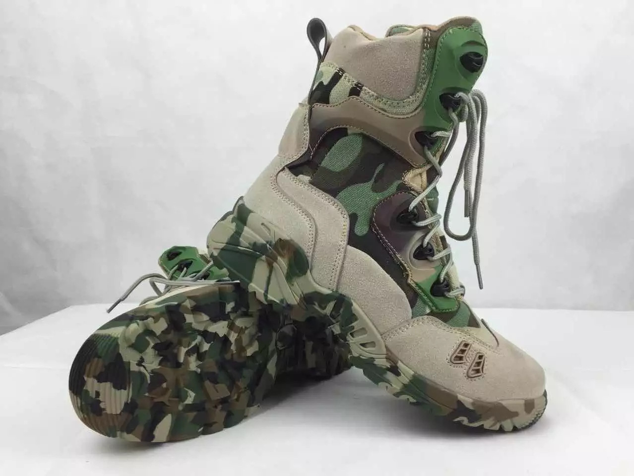 户外扩展迷彩作战靴 军训 真人cs 军迷爱好 爬山 野战多功能靴