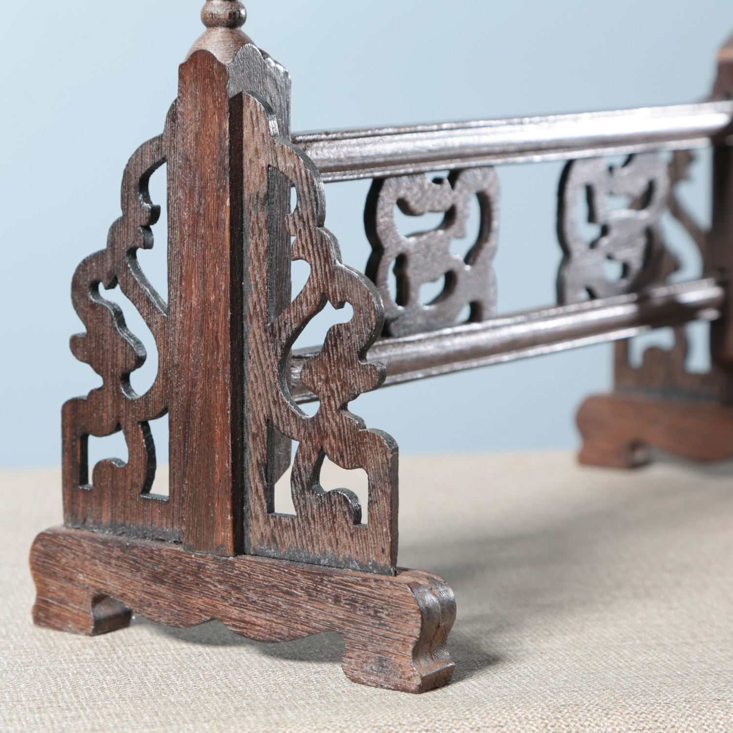 鸡翅木红木笔架毛笔挂12针鸡翅木雕刻实木龙头笔挂文房四宝批发