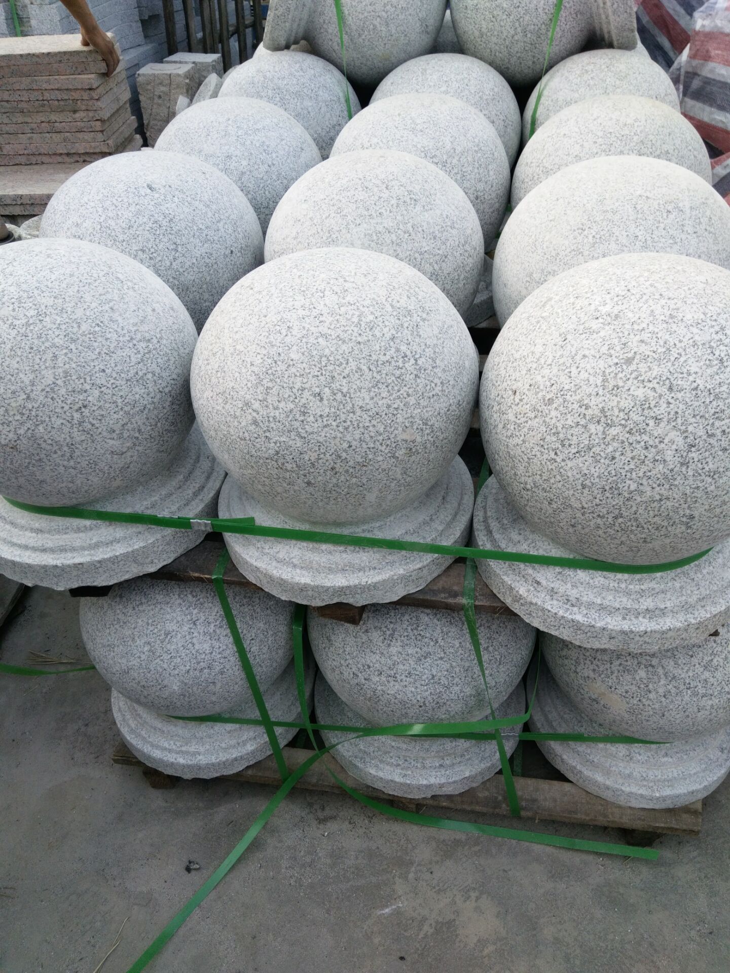 湖南长沙市批发石球麻石球花岗岩石球挡车石球园石球停车场石球