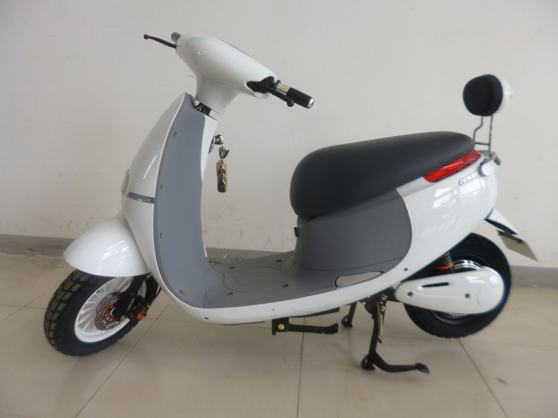 电动车厂家直销诺克gogo豆电瓶车女士电动车批发