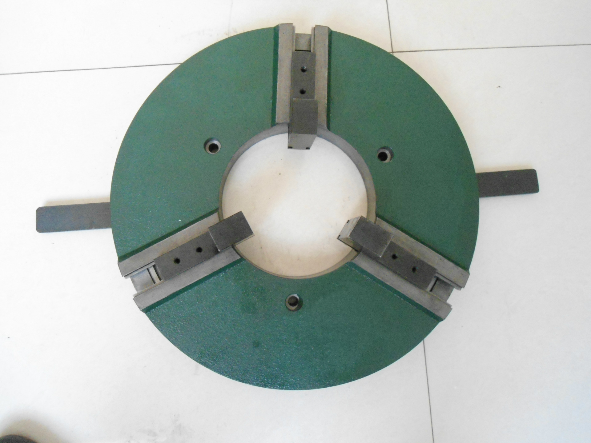 厂家直销200自定心快速焊接卡盘