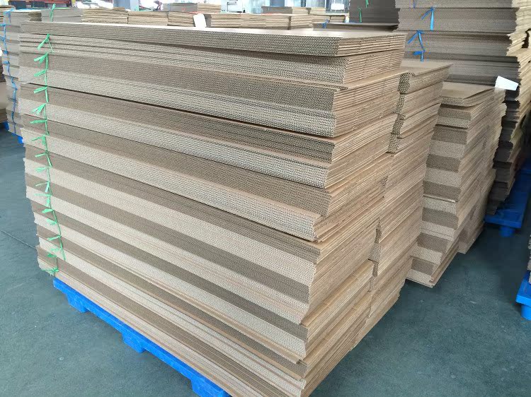 瓦楞纸板生产厂家 三层五层黄纸板定做加工 压线印刷牛皮包装.