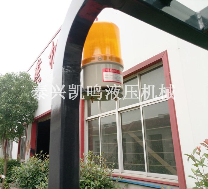 座驾式电动叉车 电动四轮平衡装卸车 全电动堆高车铲车