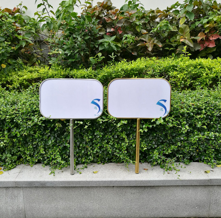 手举指示牌钛金火车站机场粉丝接机牌 不锈钢 双面寻人指示牌