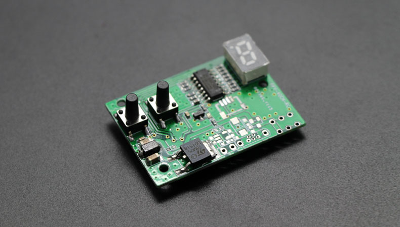 无人机fpv无线图传5.8g接收模块72频道数显5v供电一键搜台升级版