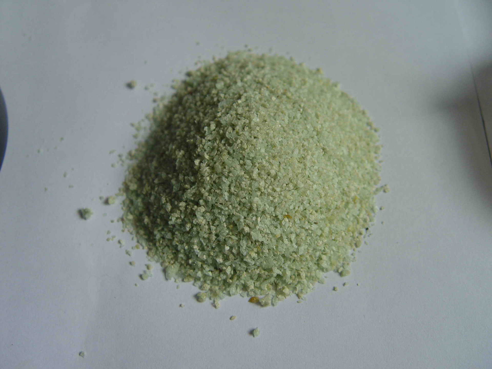 厂家直销 七水硫酸亚铁 污水处理药剂 净水絮凝剂硫酸亚铁