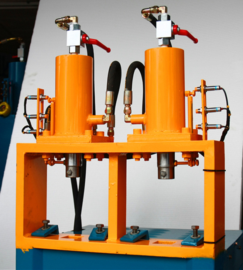 钢结构冲孔机槽钢冲孔机角钢冲孔机液压管材冲孔机防盗网冲孔