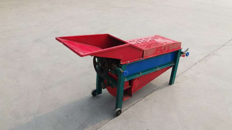 玉米/包谷撕皮机 包谷/玉米剥皮机 玉米/包谷扒皮机 玉米脱粒机