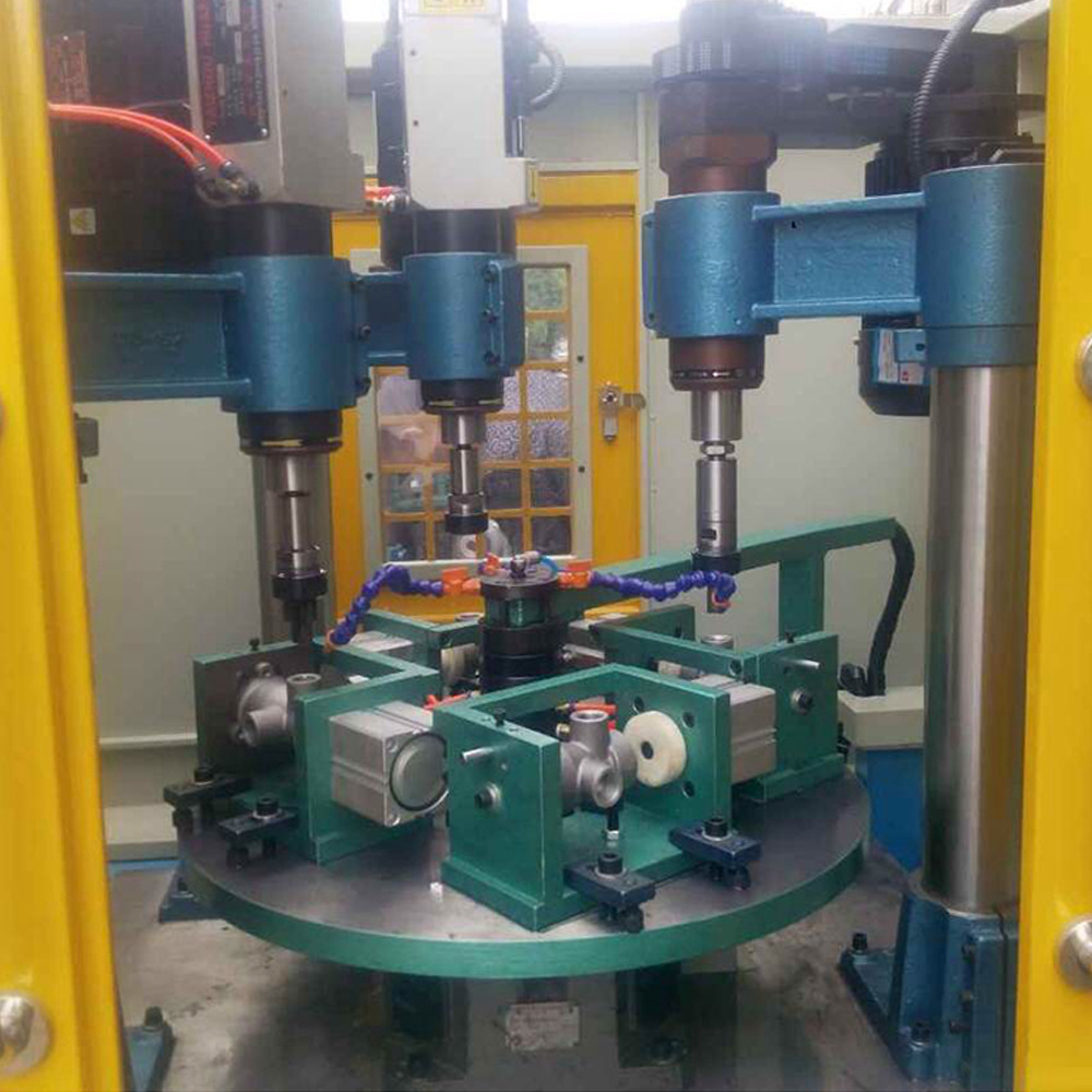 苏州阿迪克多孔钻攻设备有限公司 供应信息 钻床 自动旋转 四工位专机