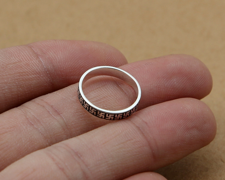 批发s925纯银时尚饰品 泰银女款简约复古个性光身万字尾指指环