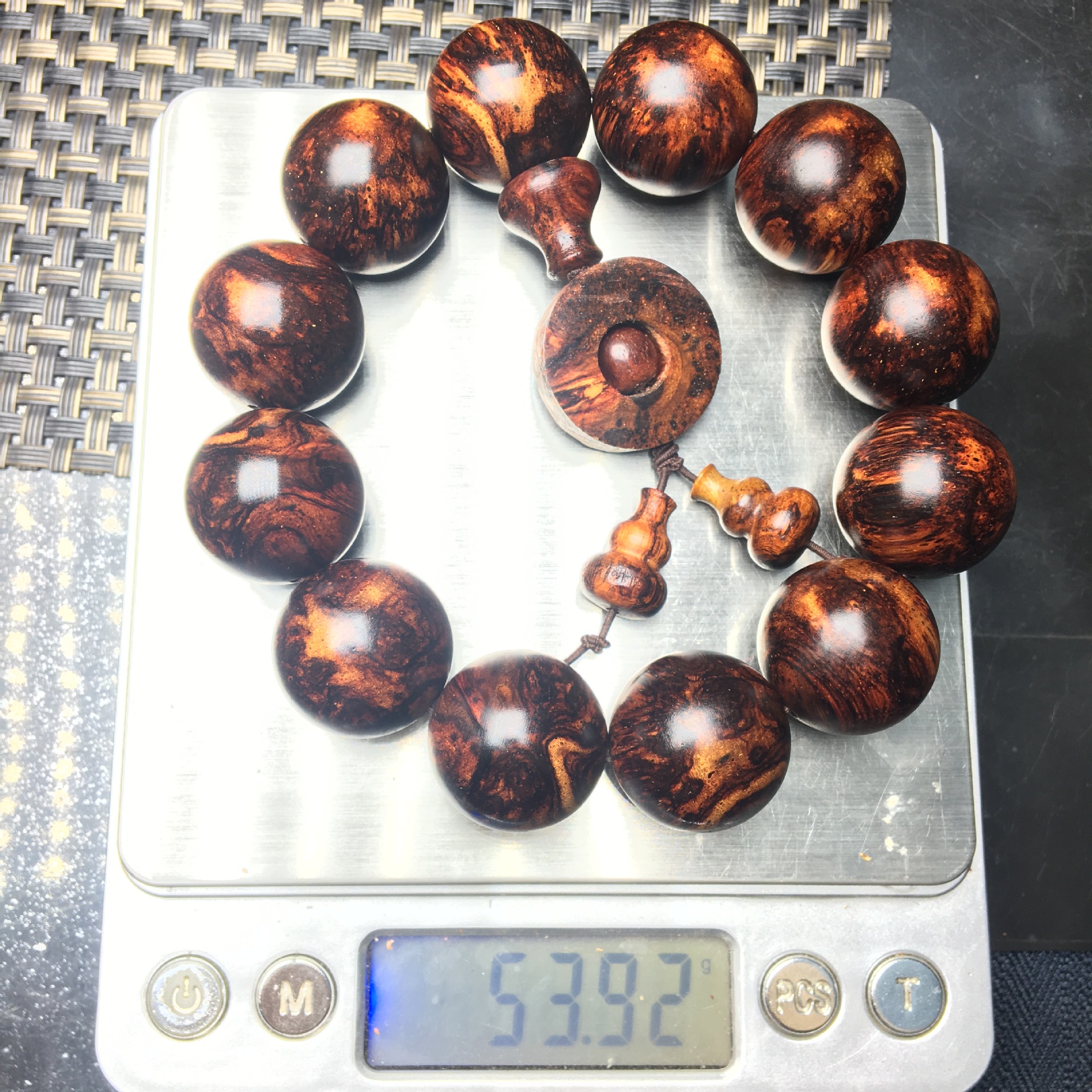 12月6日 老挝黄花梨 藤香木手串 微商专区 一物一拍 支持转图