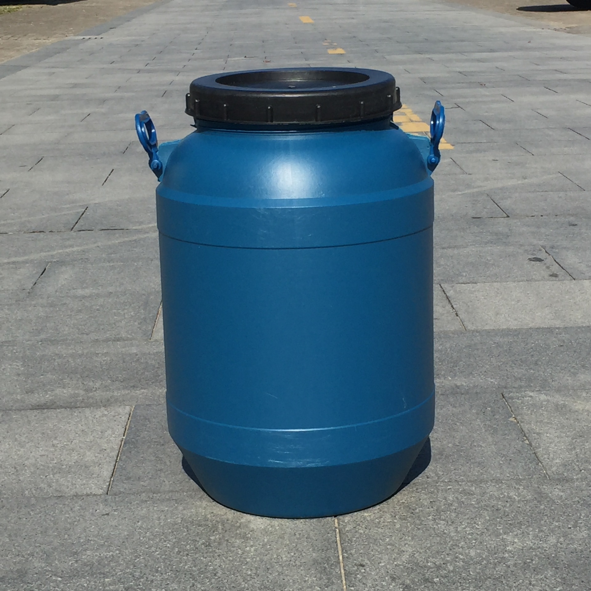 厂家批发   40l包装 通用 化工 塑料桶