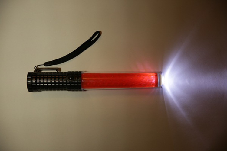 批发高亮led发光二极管指挥棒 带挂钩指挥棒 带顶灯交通指挥棒