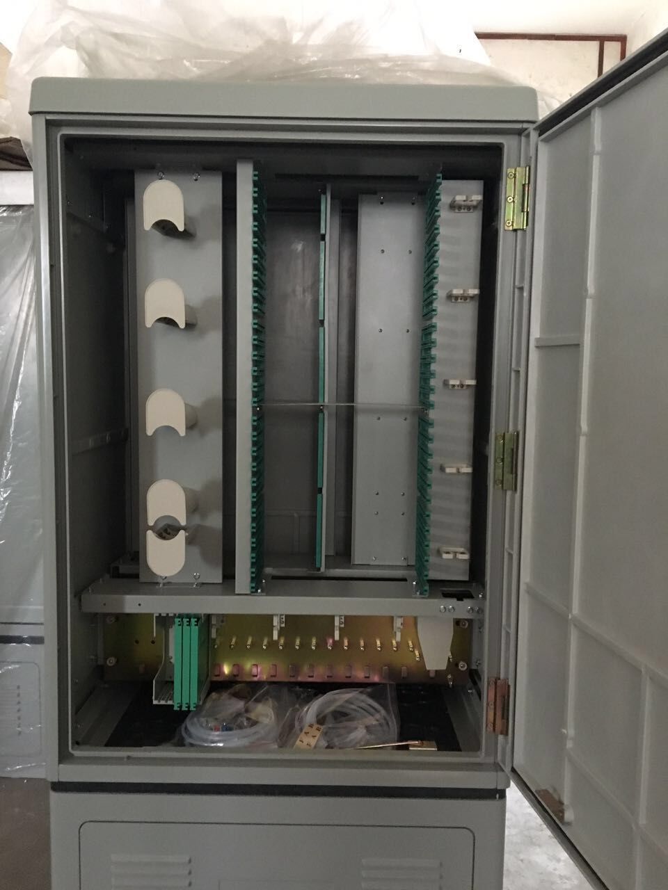 smc 光缆交接箱室外落地光分路器箱576芯免跳接光交箱