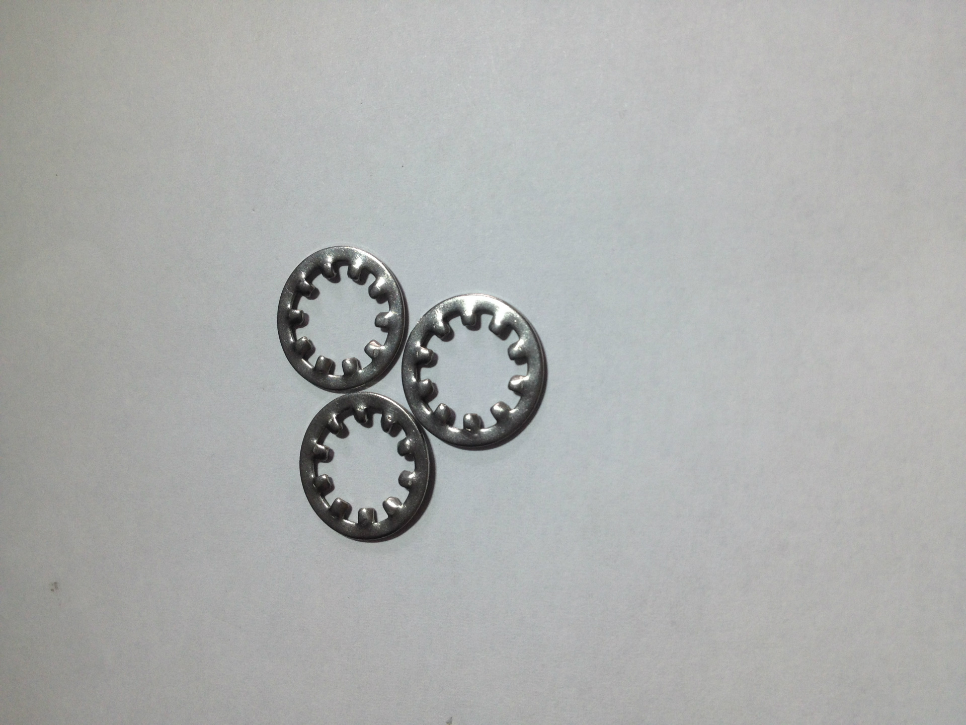 厂家直销不锈钢内锯齿弹垫 多锯齿多锯齿锁紧垫圈 高强度弹垫