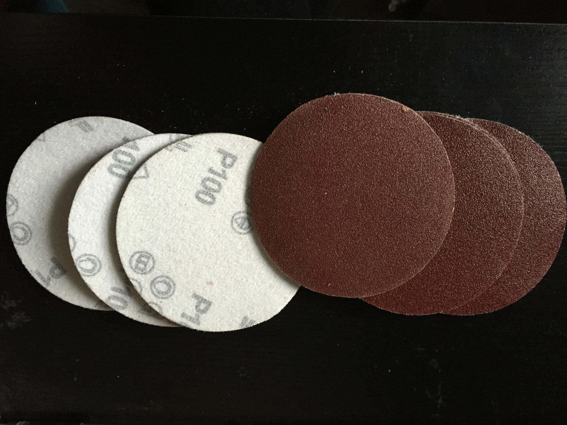 4寸100mm 植绒圆盘砂纸 拉绒打磨片 圆形沙皮纸