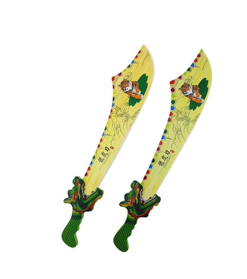 厂家直销 庙会热卖木制刀剑批发彩色龙虎刀庙会玩具刀剑