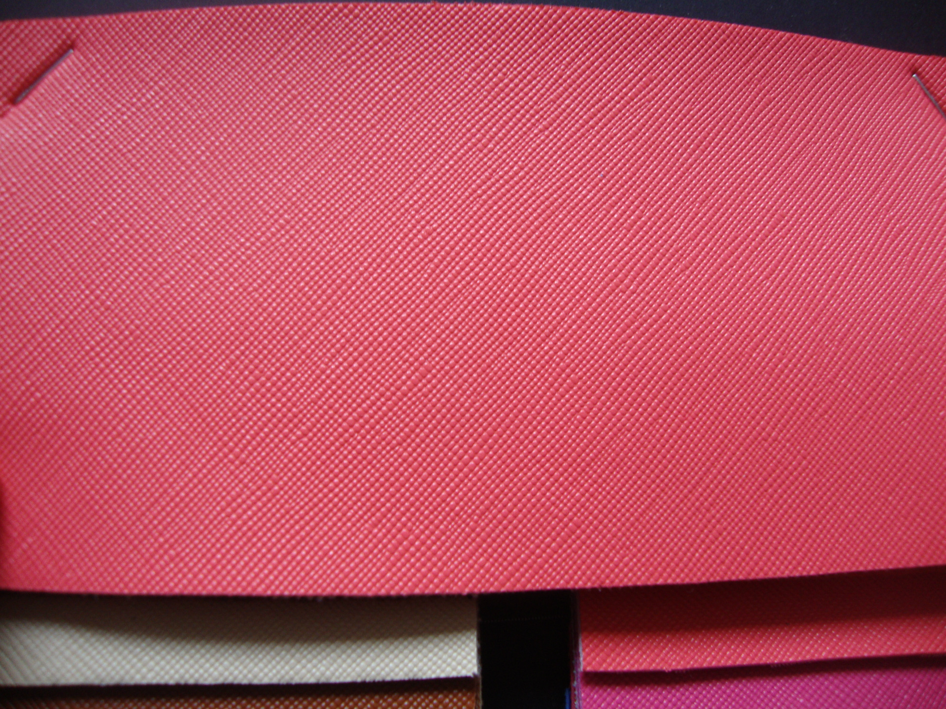 8mm厚 大量现货供应 十字纹人造皮革 pu皮革