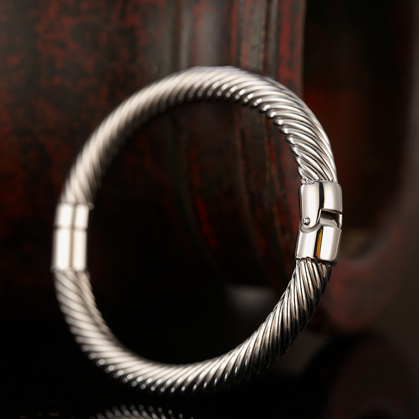 厂家直销 钛钢扭曲粗钢丝手镯 外贸饰品批发