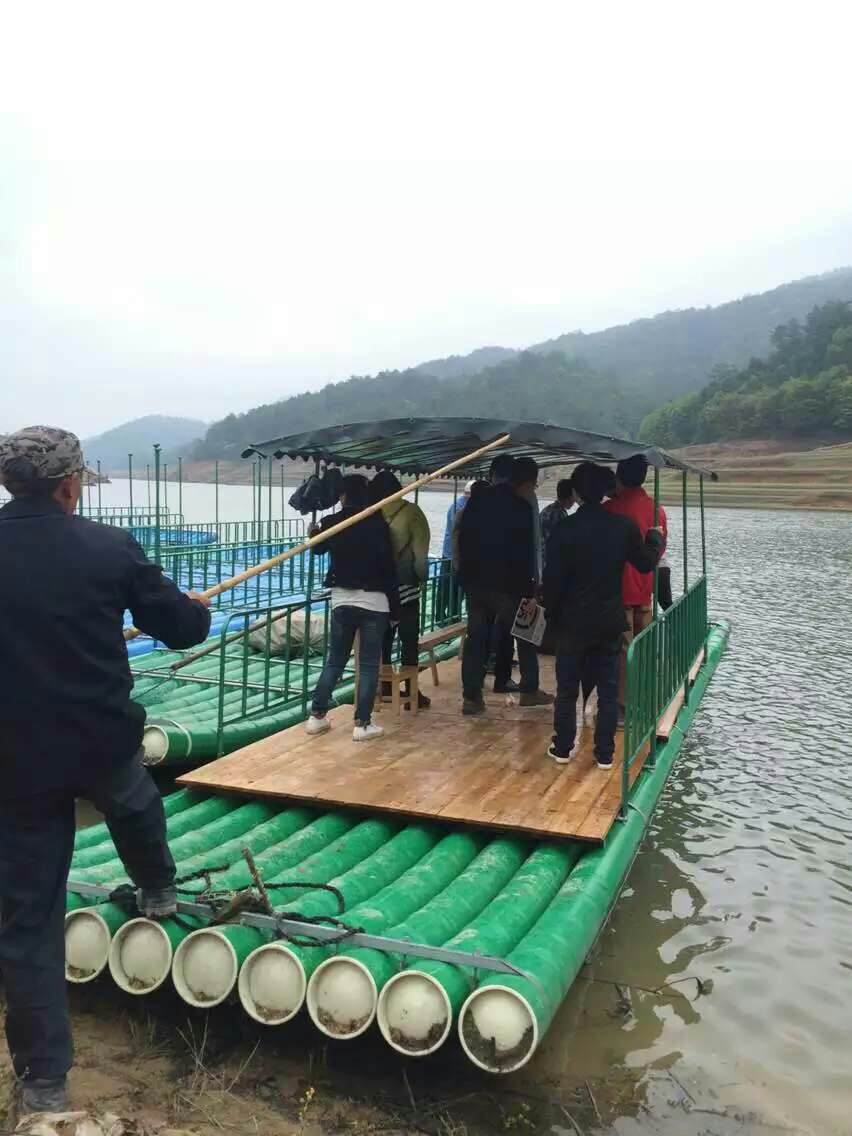 专业定做 竹排 竹筏 水上游乐设施 质量保障厂家直销