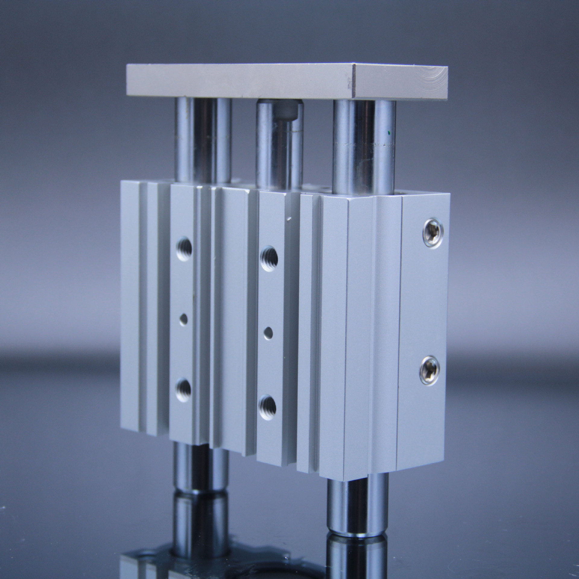 星辰气动smc型带导杆薄型mgpm50-25/50/75/100/125/三杆三轴气缸