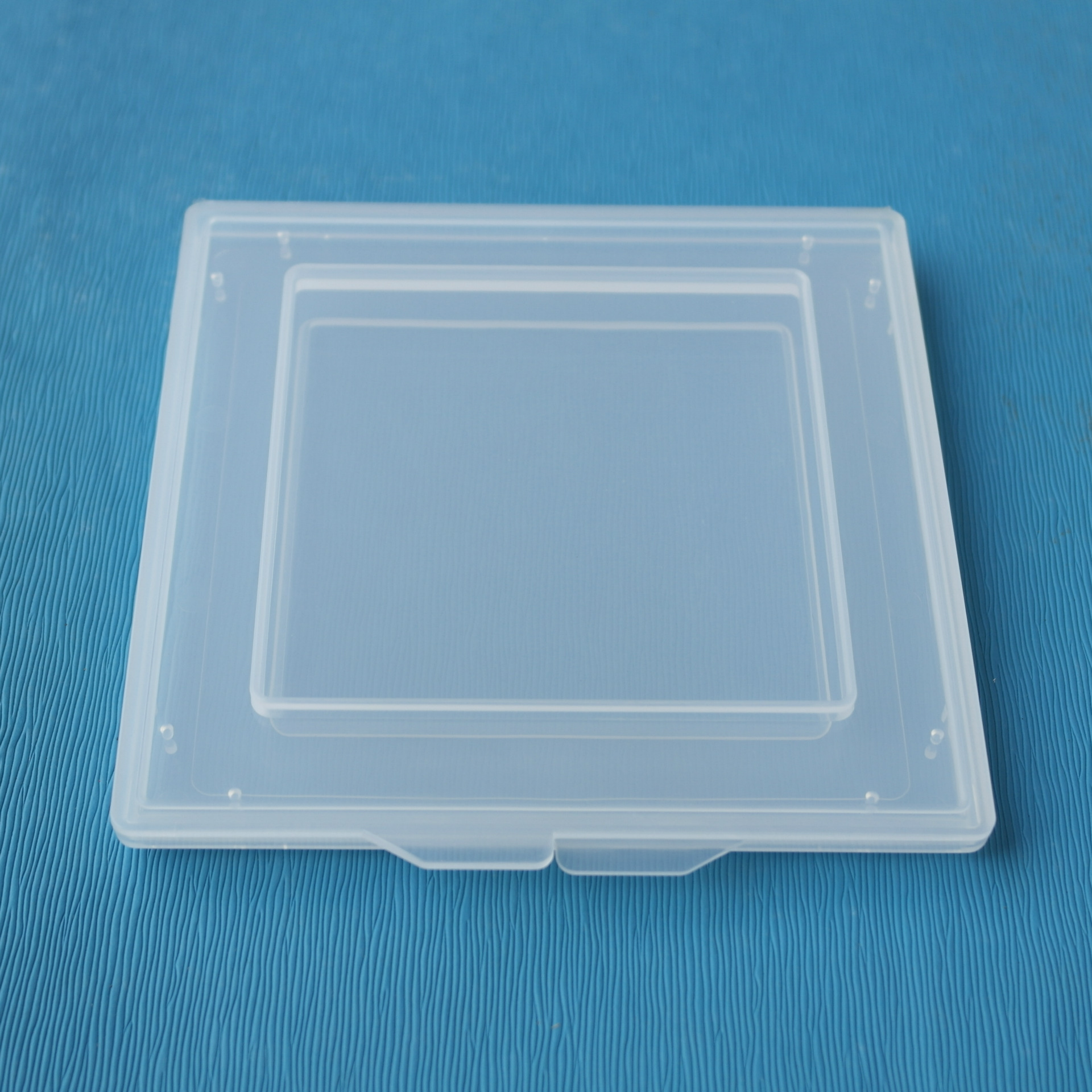 正方形pp注塑盒pp方形塑胶盒正方形pp盒光学玻璃pp包装盒
