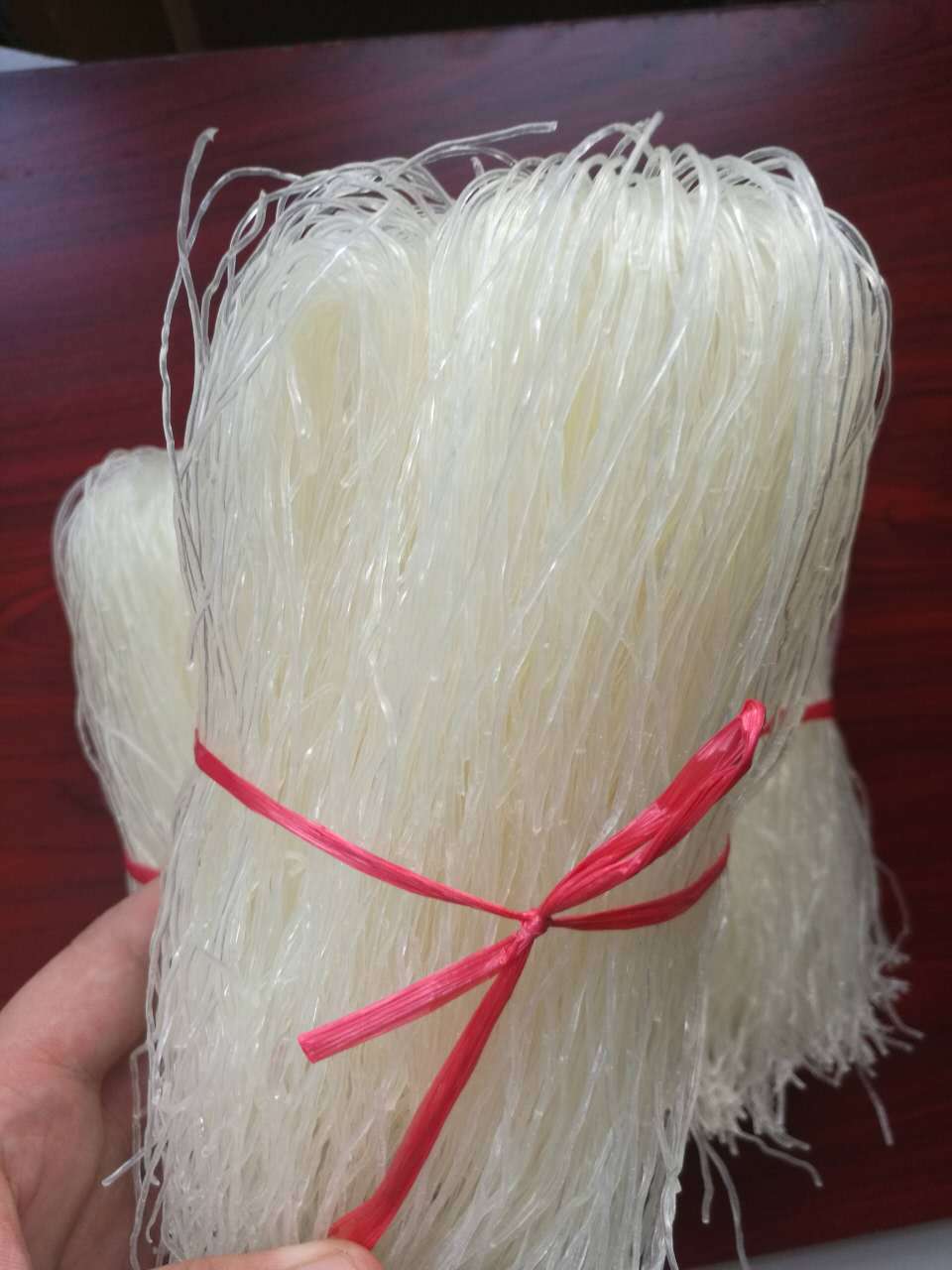 豌豆粉丝 跑江湖地摊四川特产粉条 10元3把全新模式