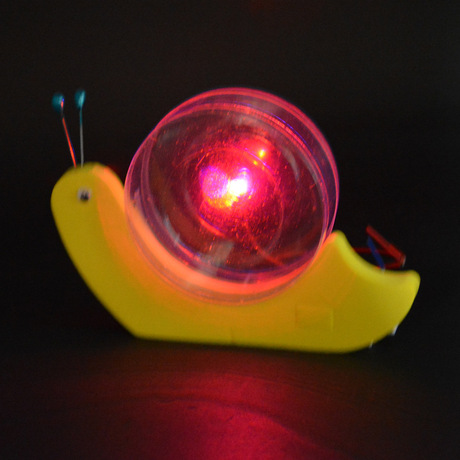 发光蜗牛 科技小制作小发明 小学生科学实验 diy益智玩具 邢老师