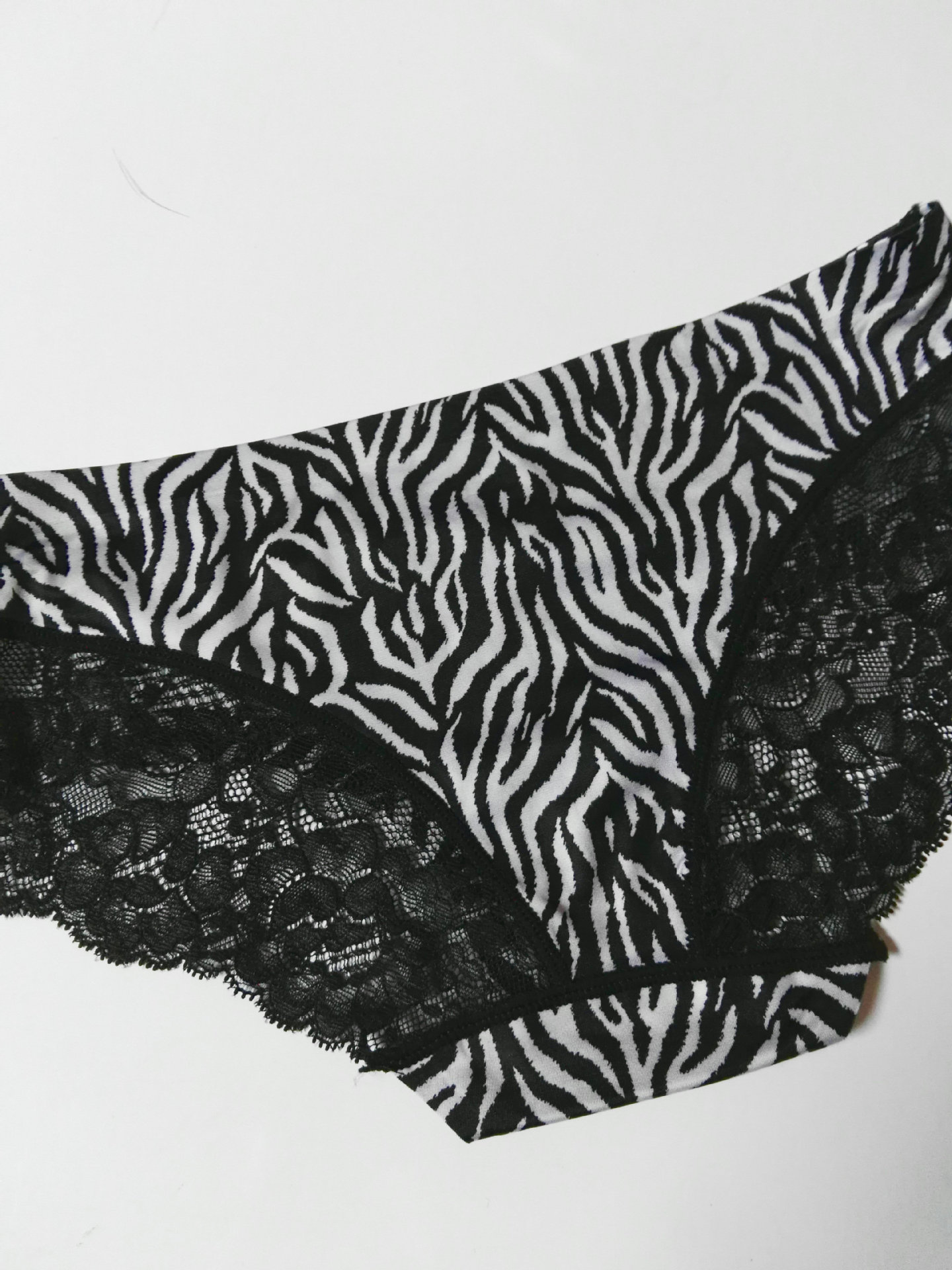 中腰无痕内裤 黑白斑马纹三角裤批发一件代