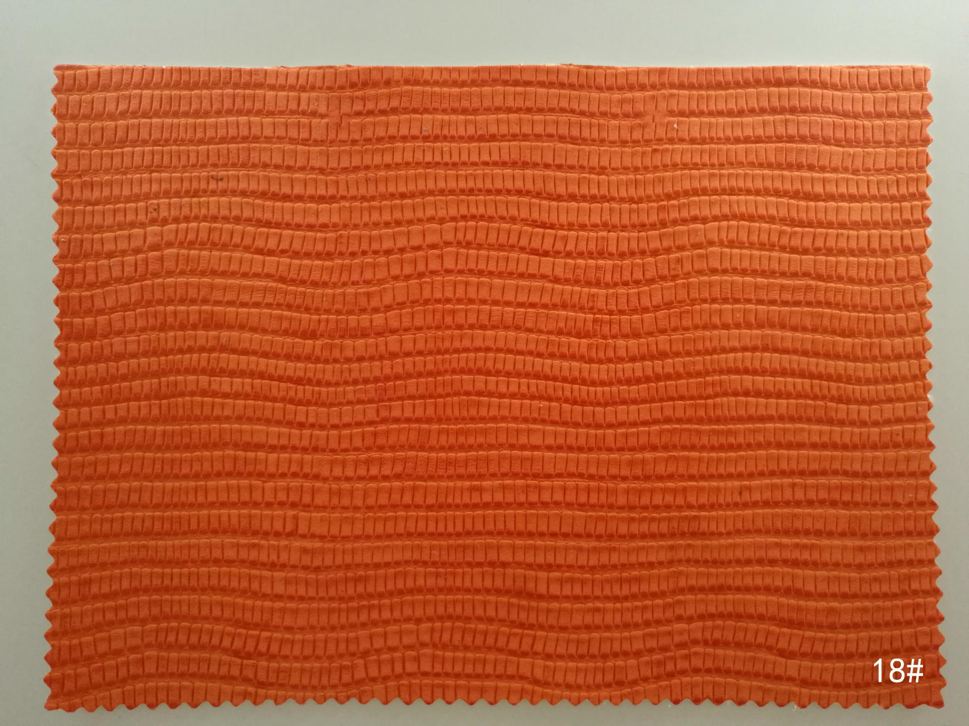 大量现货厂家直销 环保蜥蜴纹仿皮 装饰面料箱包手袋皮革