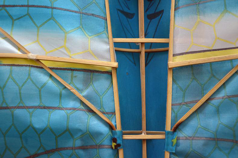 传统纯手工竹子骨架立体装饰风筝仿真丝材质彩绘精品立体蜻蜓风筝