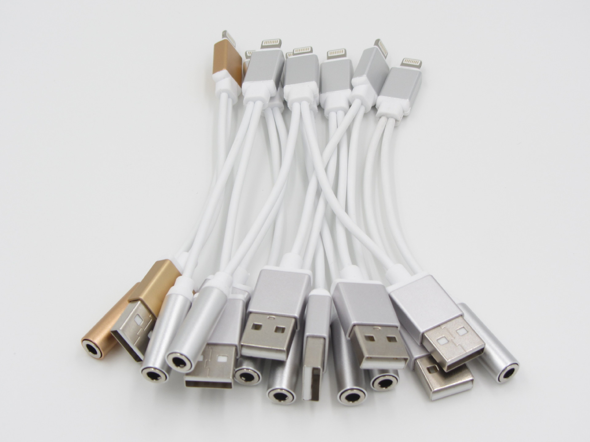 iphone7耳机转接头二合一苹果iphone7耳机转接线转接头带充电听歌