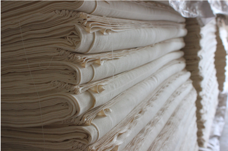 用途:豆腐制作 果汁过滤 也可裁剪后制成笼屉布 尿布等