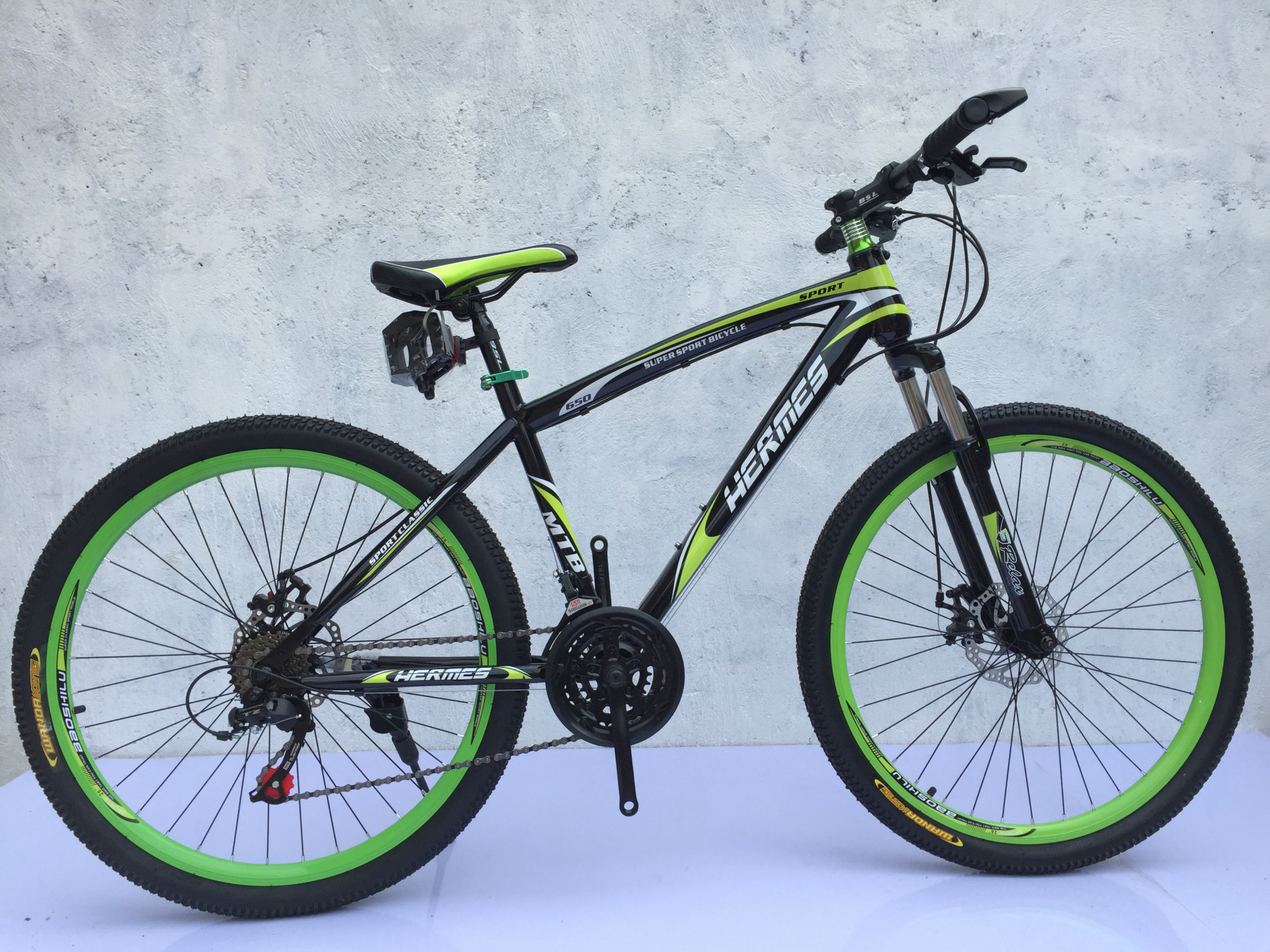 海尔曼斯钢架定位21速山地车--特价