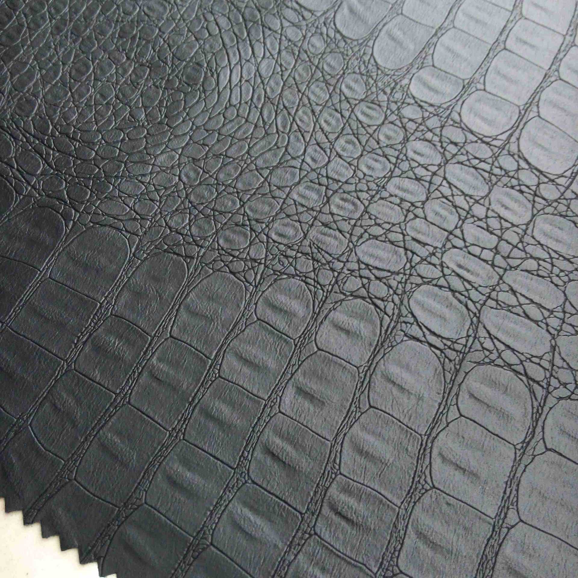 厂家供应 动物纹 人造革 鳄鱼纹 服装皮革 时尚pu皮面料