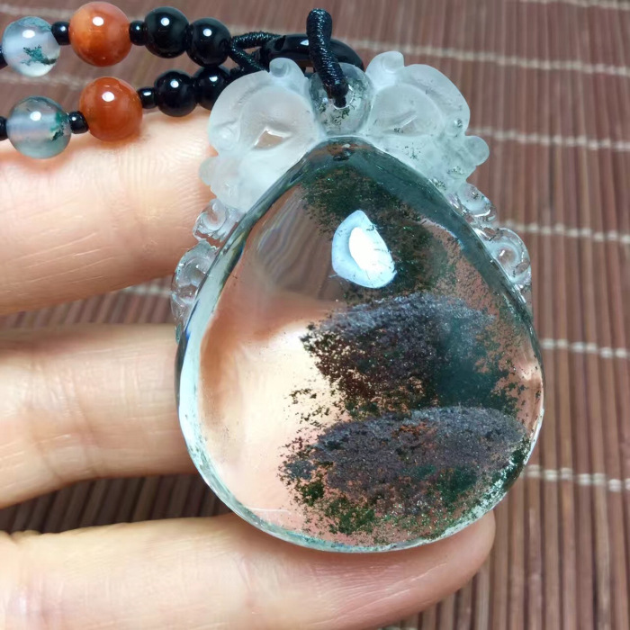 东海水晶 天然绿幽灵聚宝盆千层山水晶吊坠