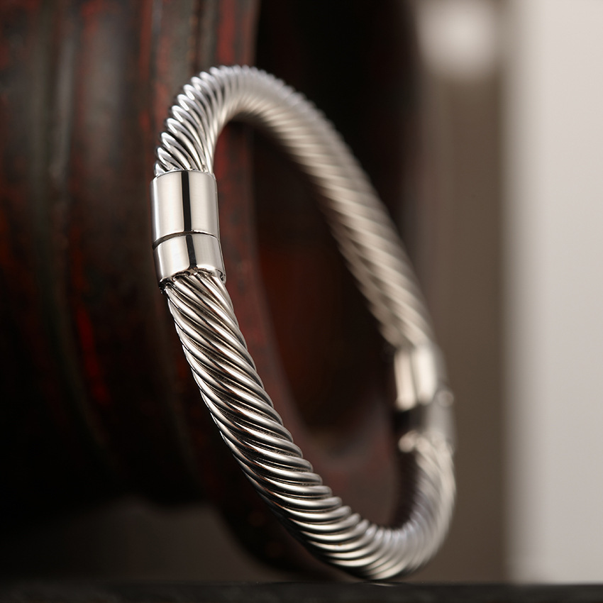 厂家直销 钛钢扭曲粗钢丝手镯 外贸饰品批发